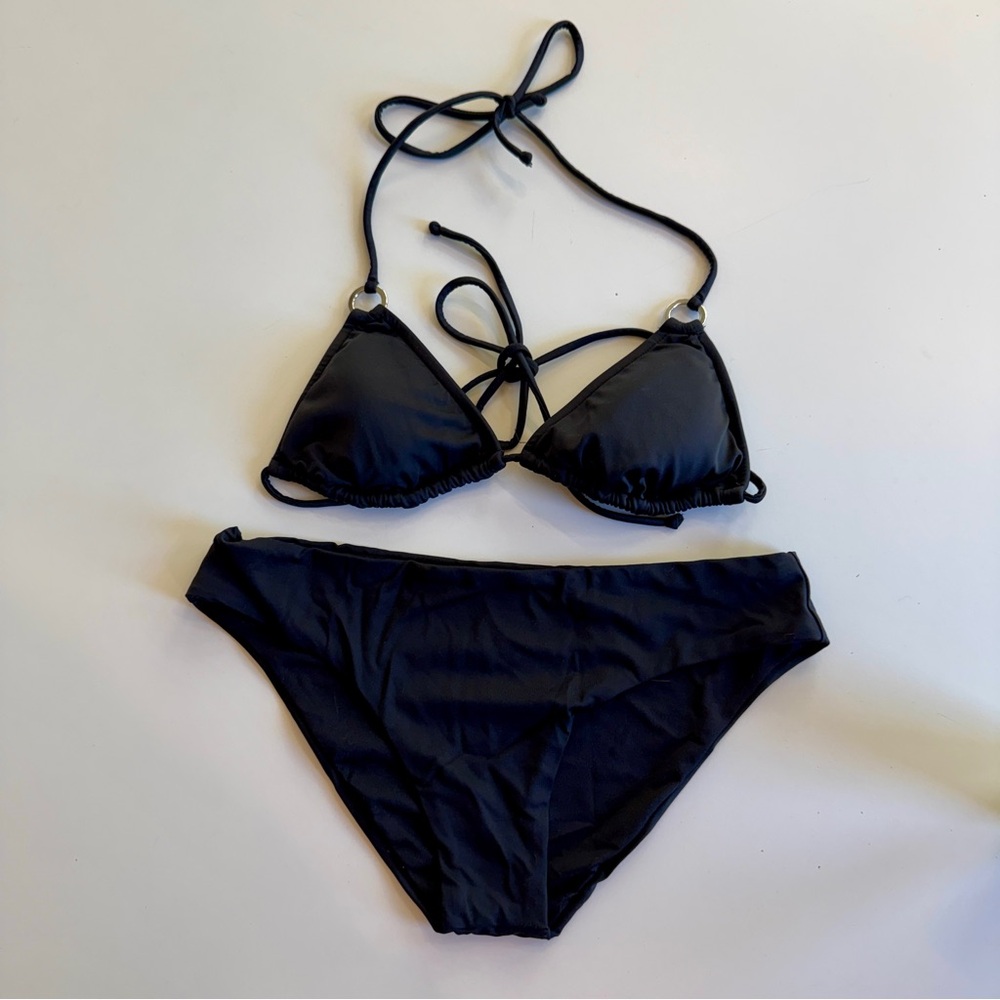 NWT VENUS Sleek Black Bikini Set